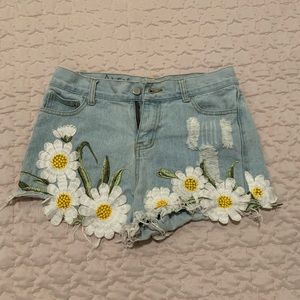 Daisy shorts